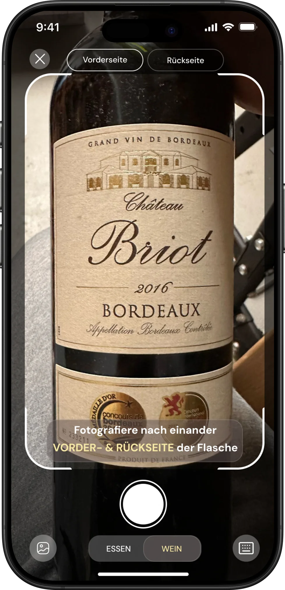 KI-Weinscanner der Grape-Guru-App erkennt ein Weinetikett